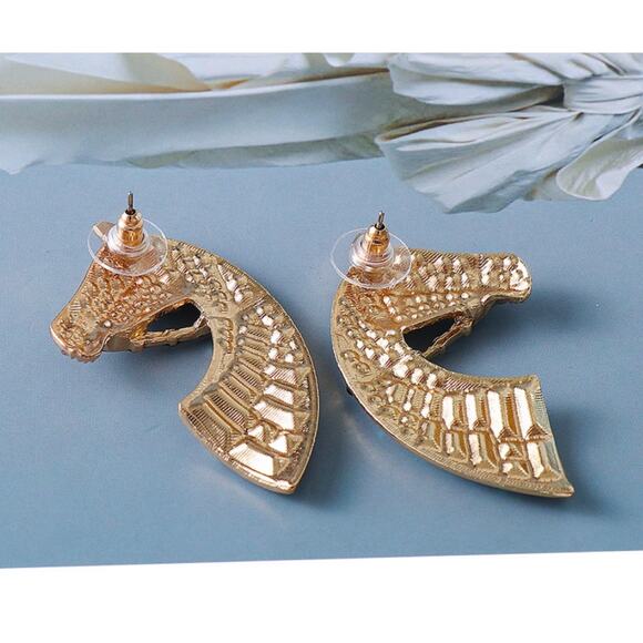 Horse Head Rhinestone Stud Earrings - Picture 5 of 5